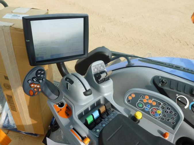 2019 NEW HOLLAND T8.410