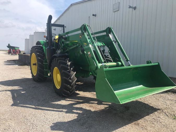 2018 JOHN DEERE 6155M