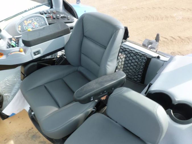 2019 NEW HOLLAND T8.410