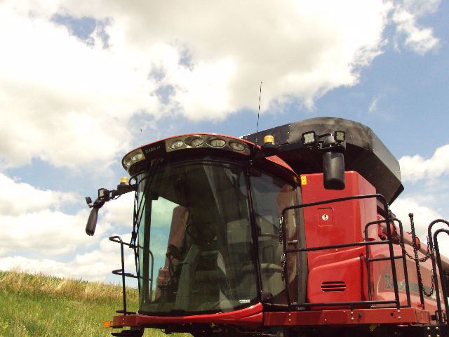 2017 CASE IH 7240