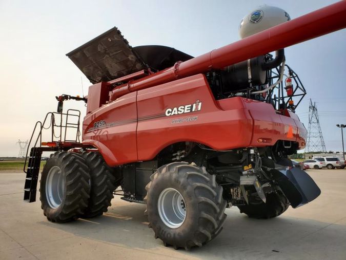 2019 CASE IH AXIAL-FLOW 8250