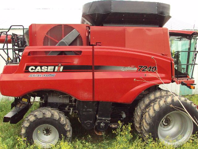 2017 CASE IH 7240