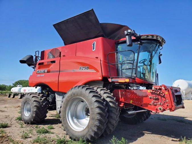 2019 CASE IH AXIAL-FLOW 8250