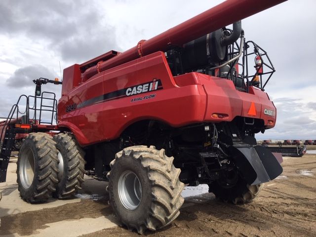 2016 CASE IH 8240