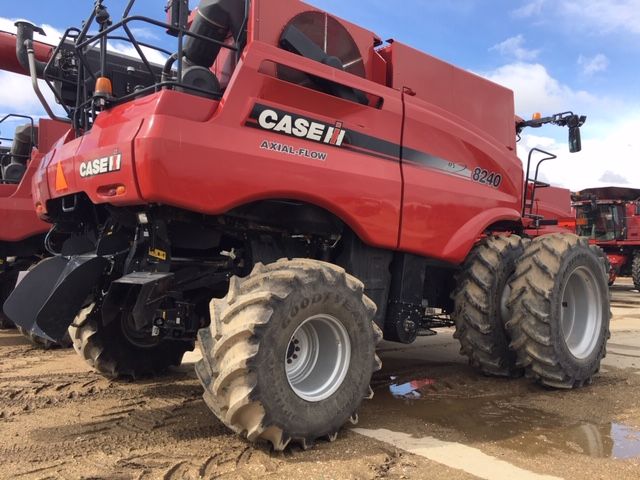2016 CASE IH 8240
