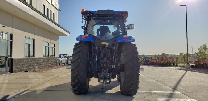 2019 NEW HOLLAND T7.230