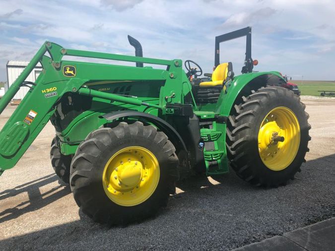 2018 JOHN DEERE 6155M