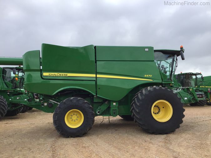 2017 JOHN DEERE S670