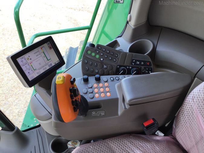 2017 JOHN DEERE S670