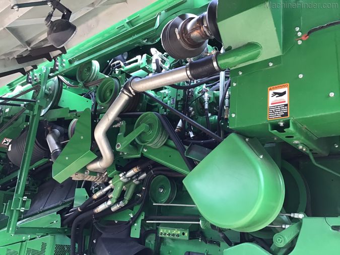 2017 JOHN DEERE S670