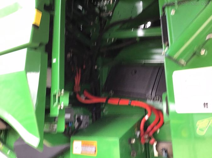 2017 JOHN DEERE S670