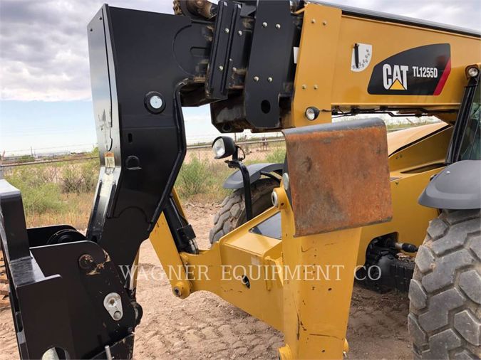 2018 CATERPILLAR TL1255