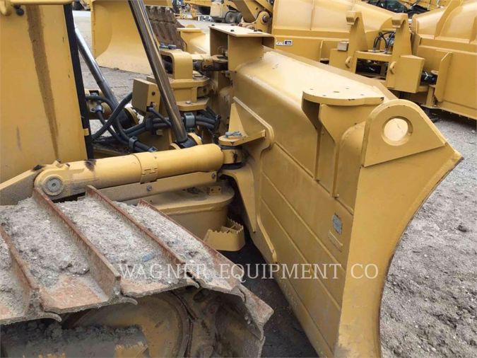 2018 CATERPILLAR D6T