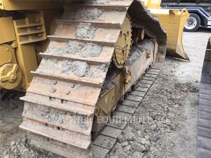 2018 CATERPILLAR D6T