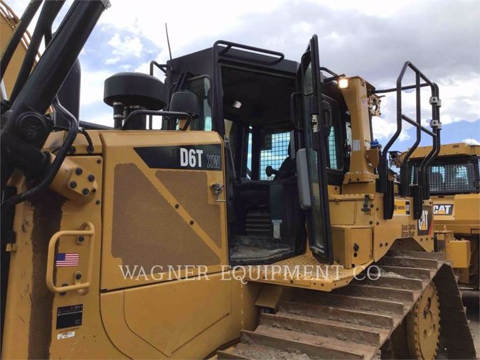 2018 CATERPILLAR D6T