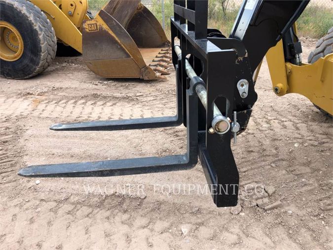 2018 CATERPILLAR TL1255