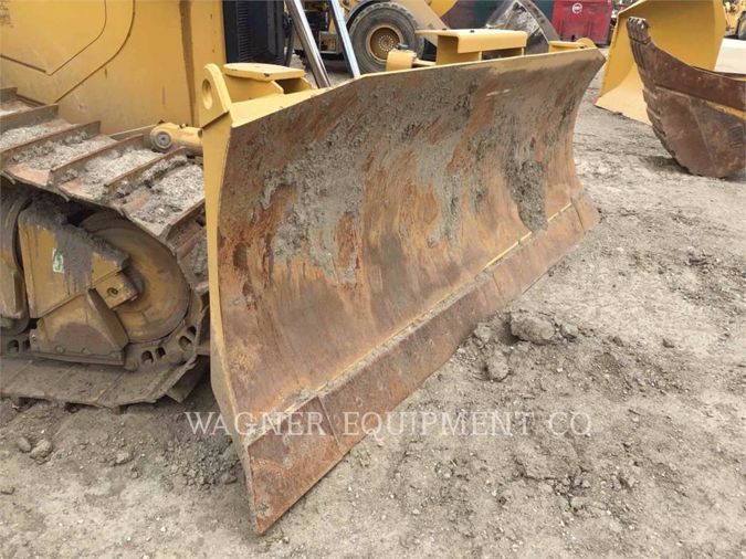 2018 CATERPILLAR D6T