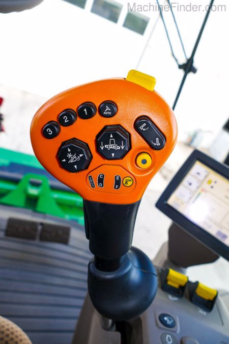 2016 JOHN DEERE S680