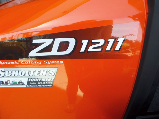 2021 KUBOTA ZD1211