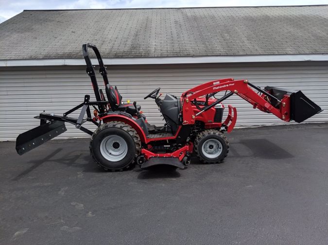 2019 MAHINDRA MAX 26