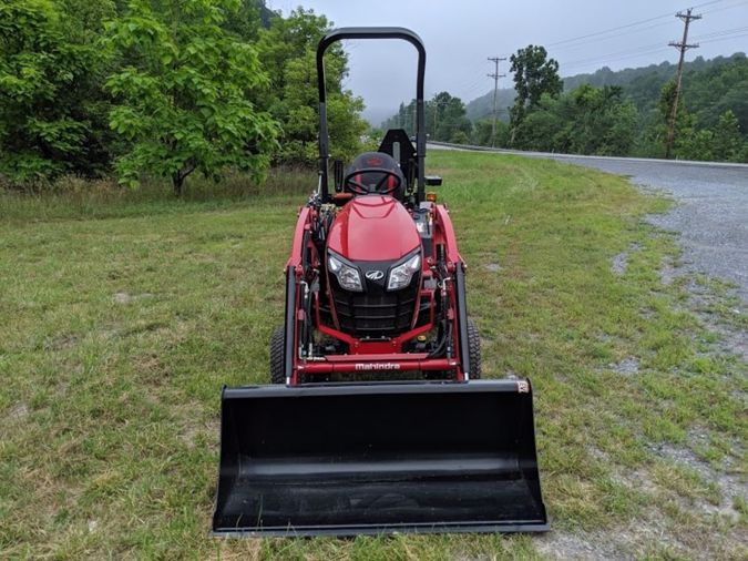 2019 MAHINDRA EMAX 20
